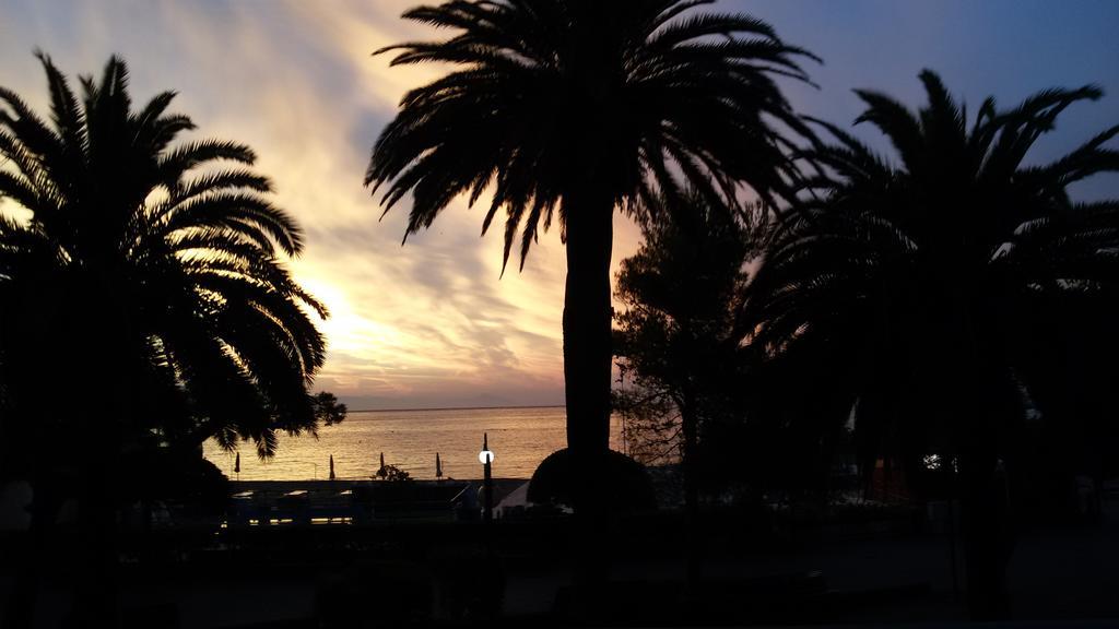 Hotel Serena Arenzano Eksteriør billede